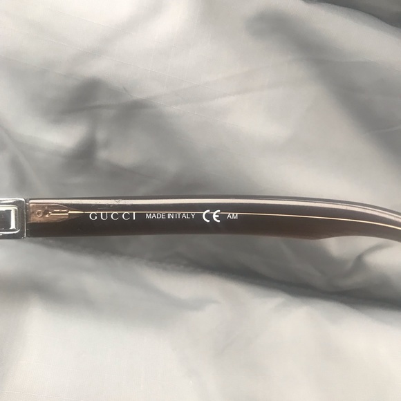 Gucci Glasses - Picture 2 of 4